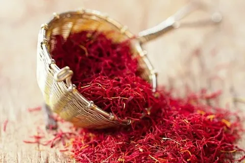 تصویر 2 از زعفران صباغ‌ زاده انتخابی مطمئن برای خرید اصیل